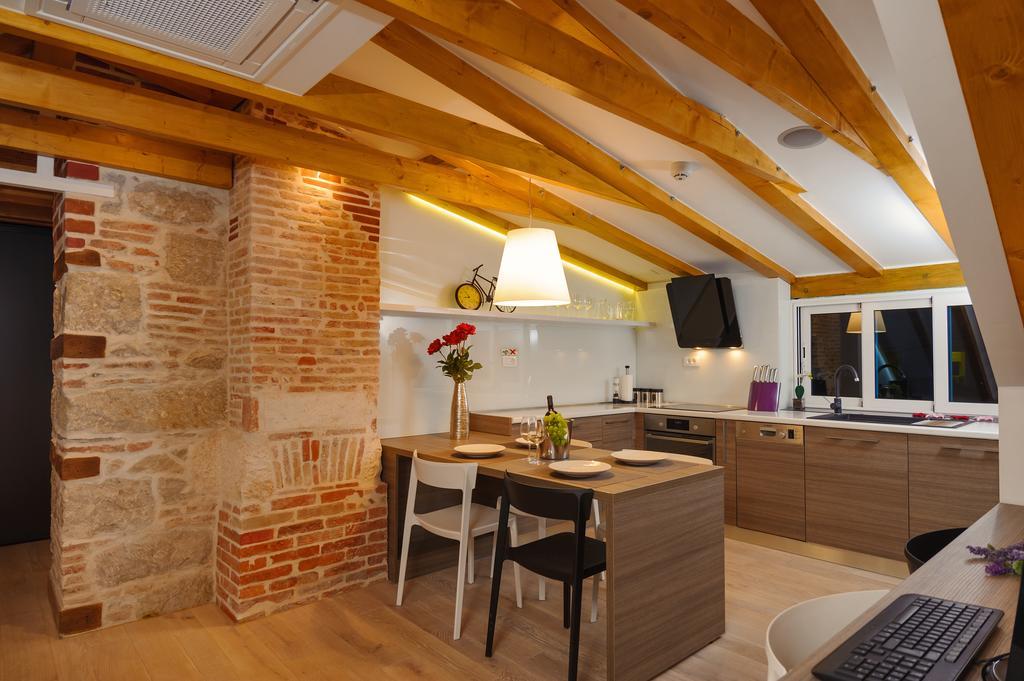 Apartment Atticus Split Rum bild